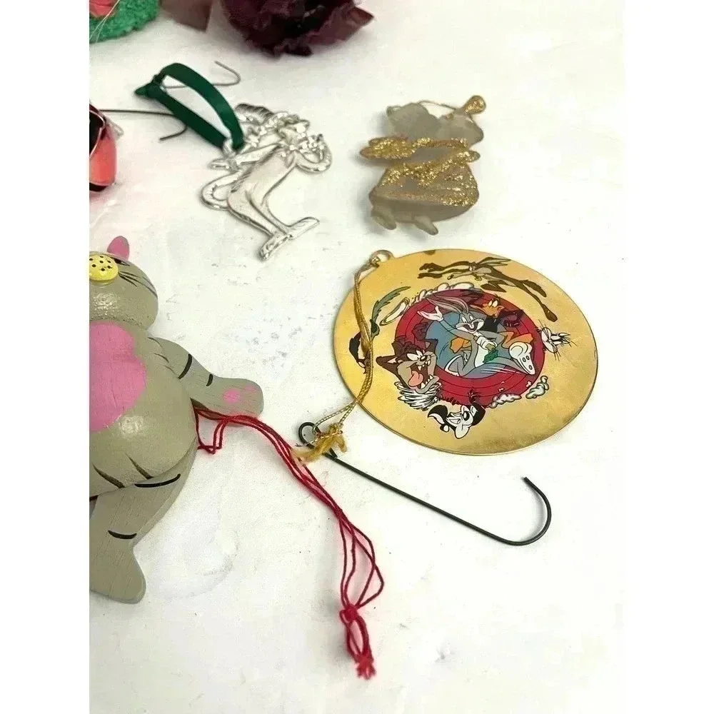 VTG‎ 21 PC Christmas Holiday Ornaments Barney Santa Dr Seuss Tree 1990s